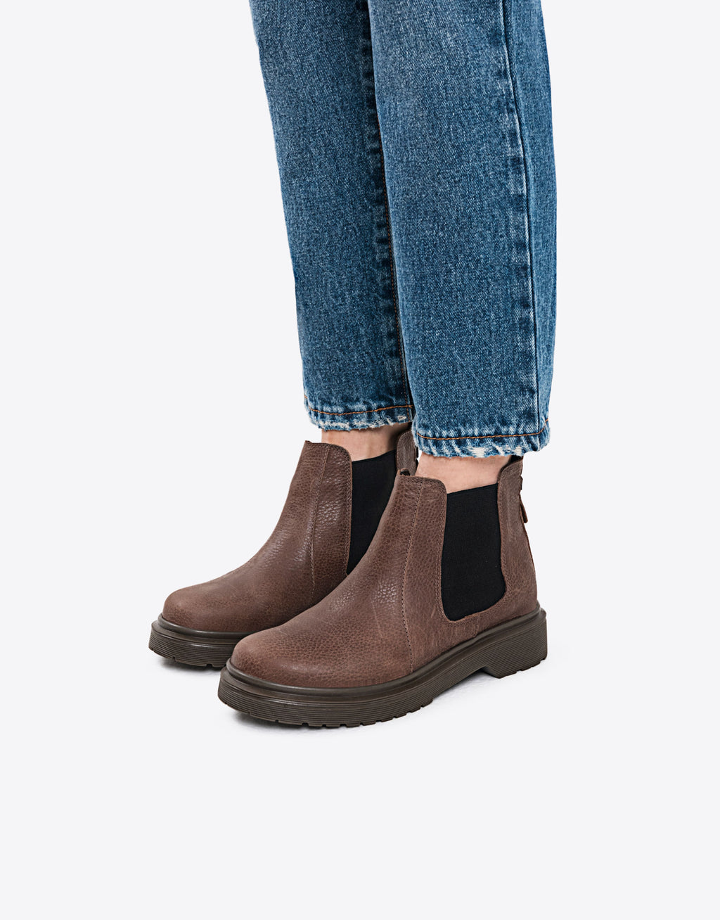 Bota Elton