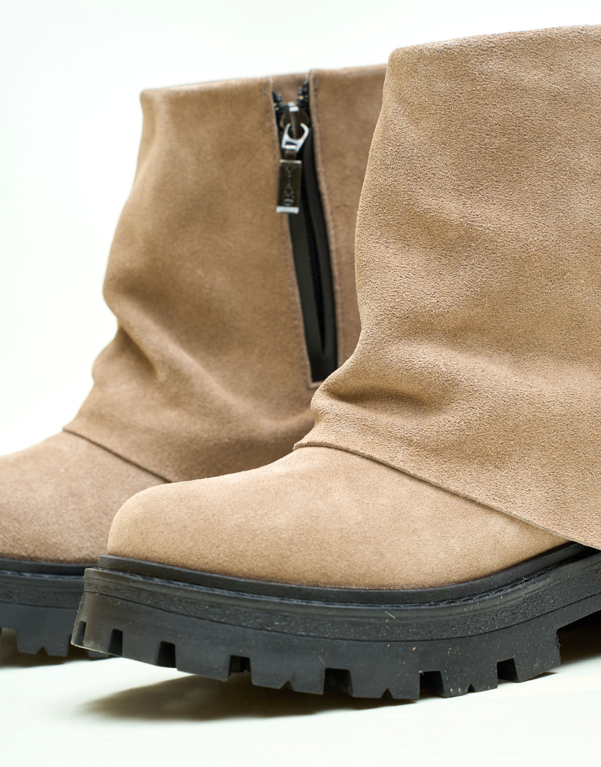 Bota Juna
