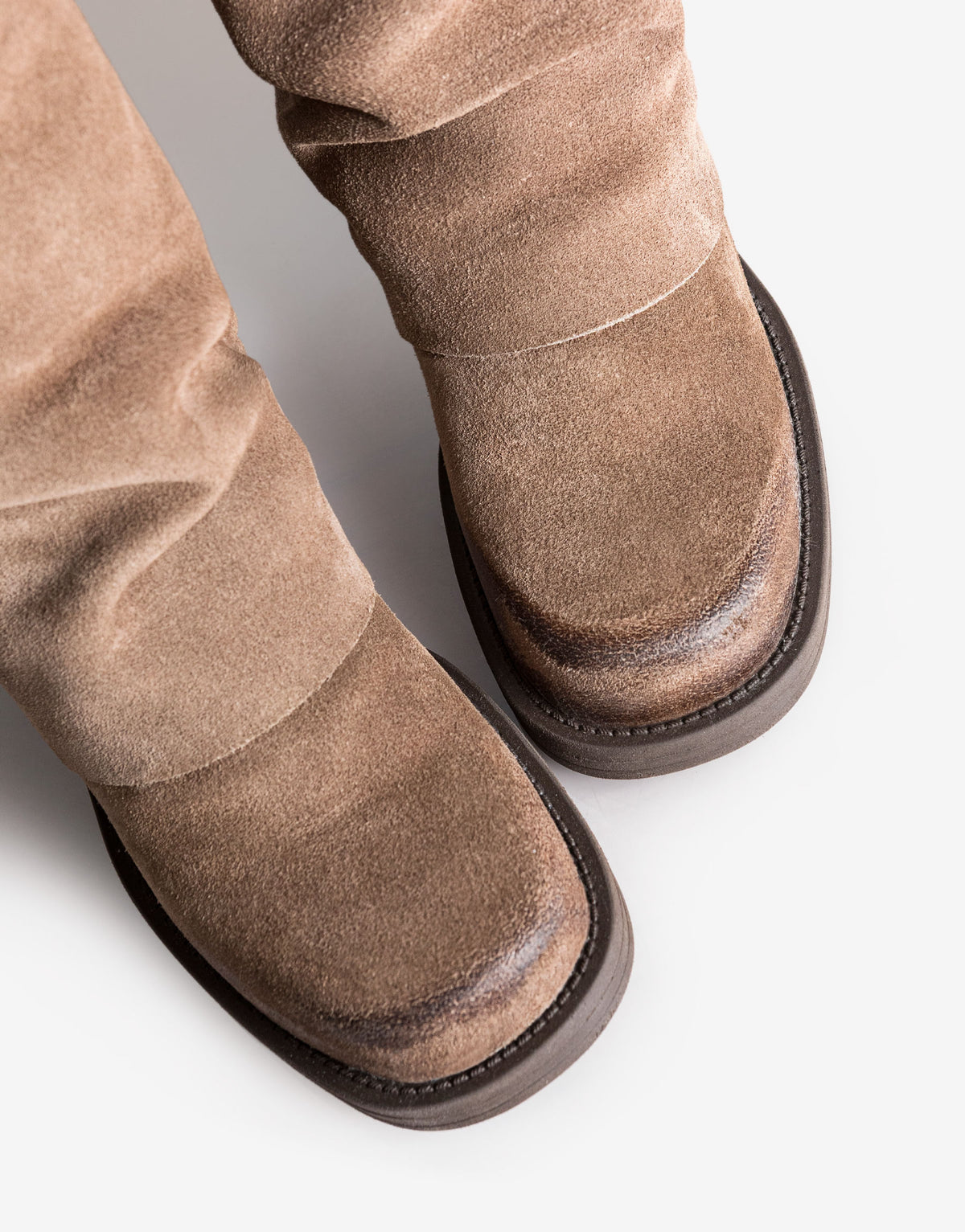 Bota Lyon